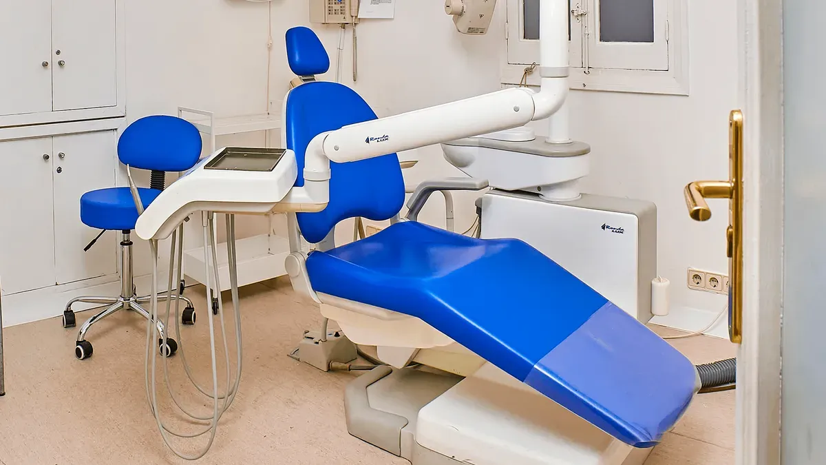 Alquiler de consulta junto al metro Velázquez: foto 3 de 6