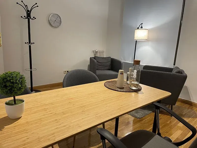 Alquiler de despacho en la calle O'Donnell: foto 4 de 4